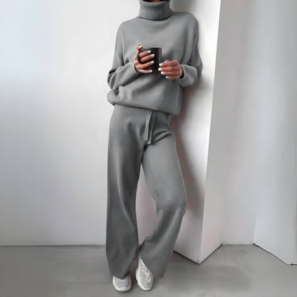 Yara™ - 2-delat set, varm tröja med turtleneck och mjuka långbyxor